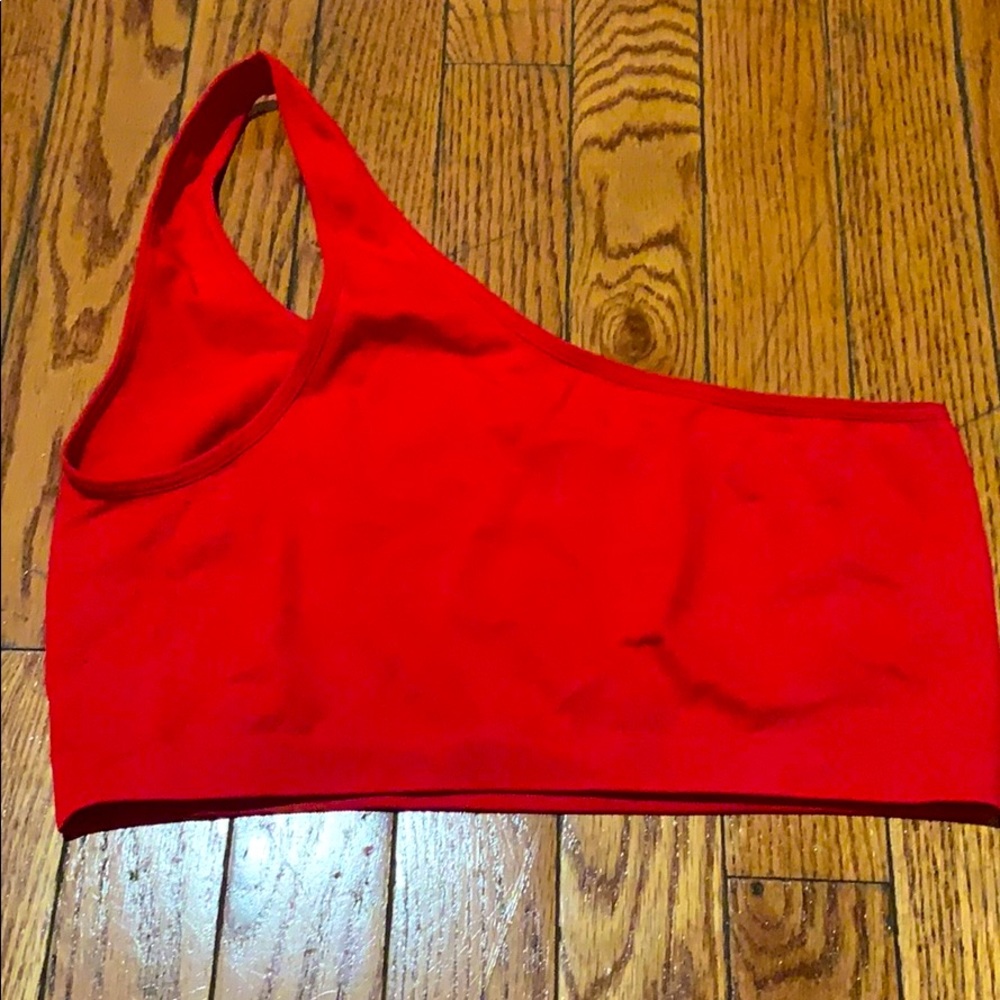 One should crop top